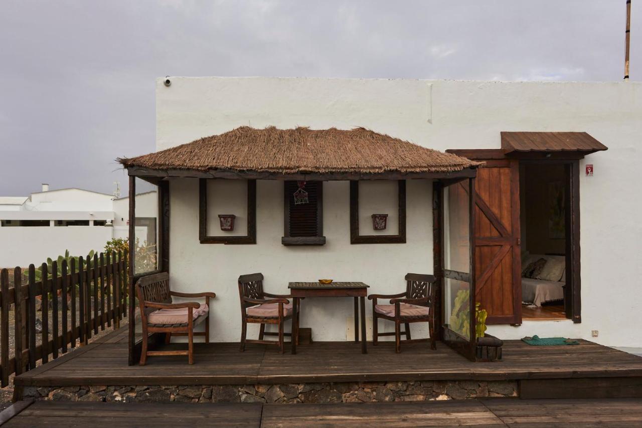 Las Casitas Masdache Tias Exterior photo